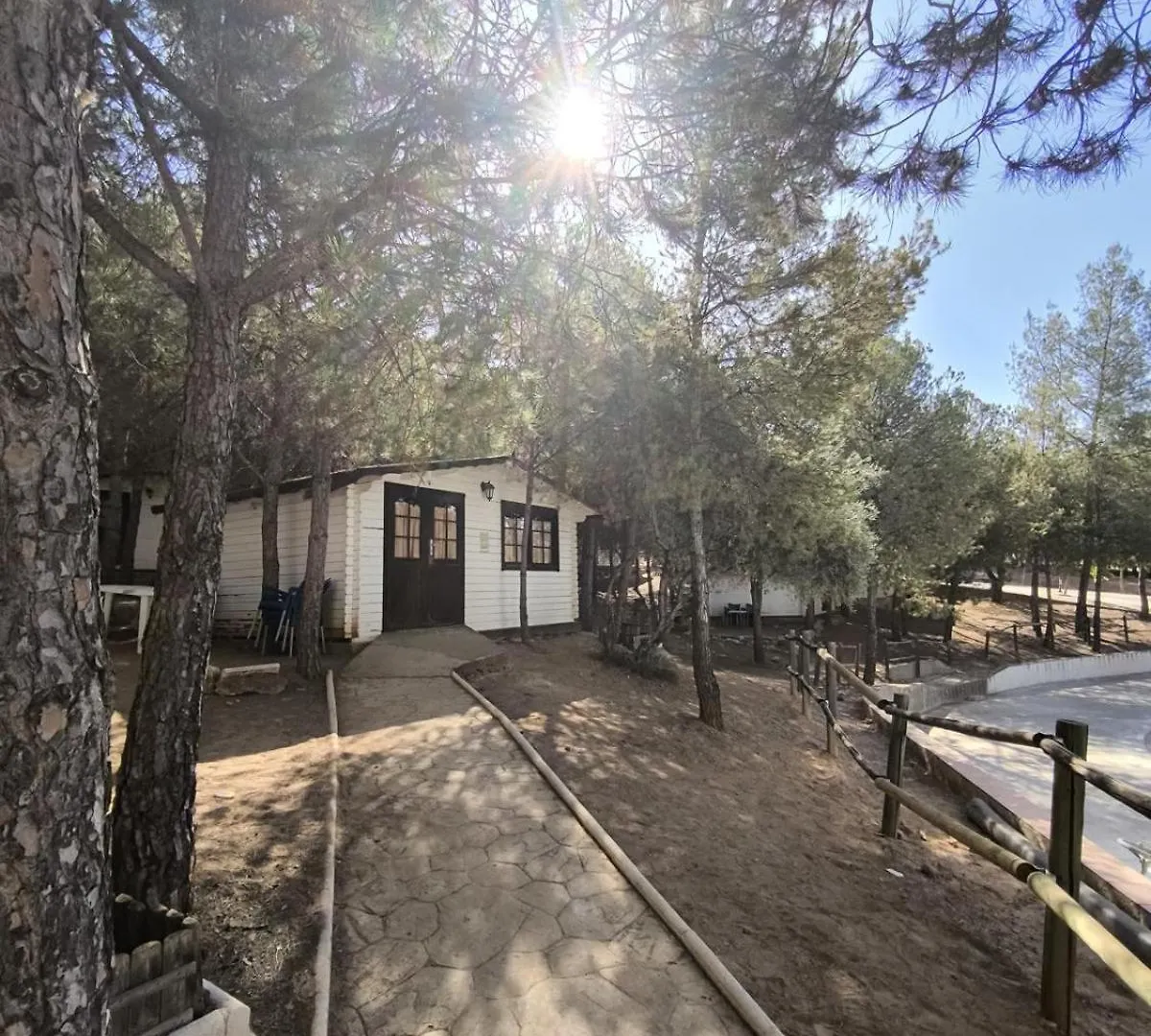 Hostel Centro De Ocio Alua Casa Rural Iznajar Lago De Andalucia